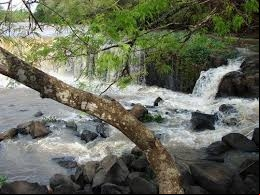 Turismo cachoeira-do-talhadao